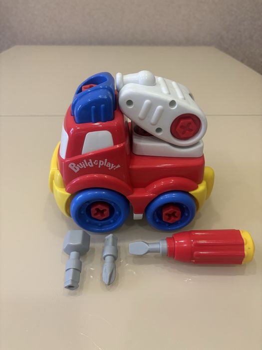 Машинка-конструктор для самых маленьких