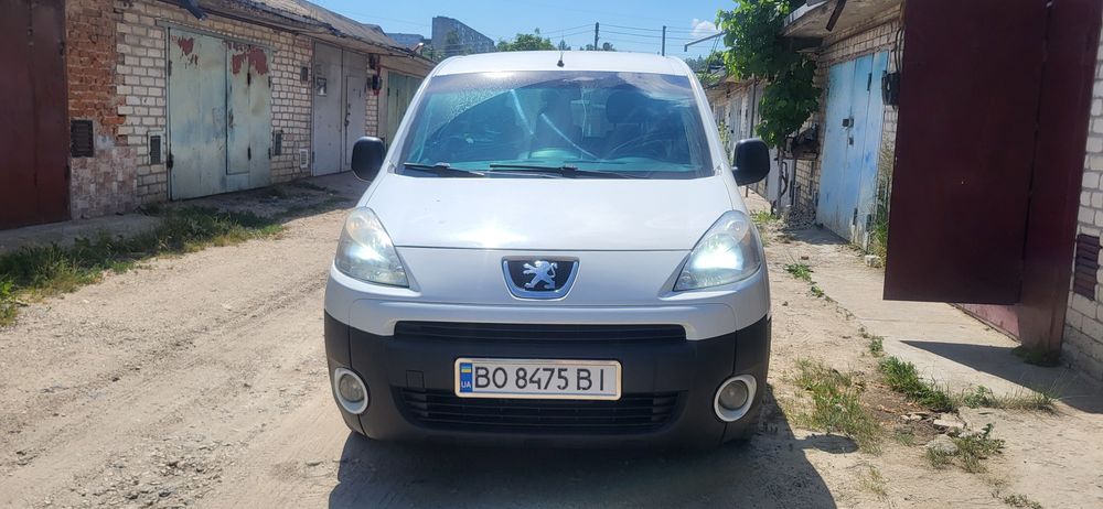 Peugeot partner  2011 1.6hdi