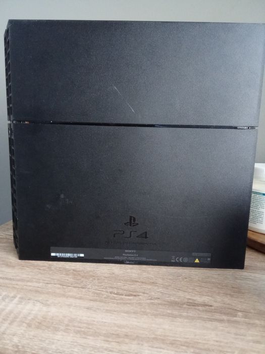 Pack Imperdível PS4 Usado - Consola, Comando e Jogo Dragon Ball Fighte