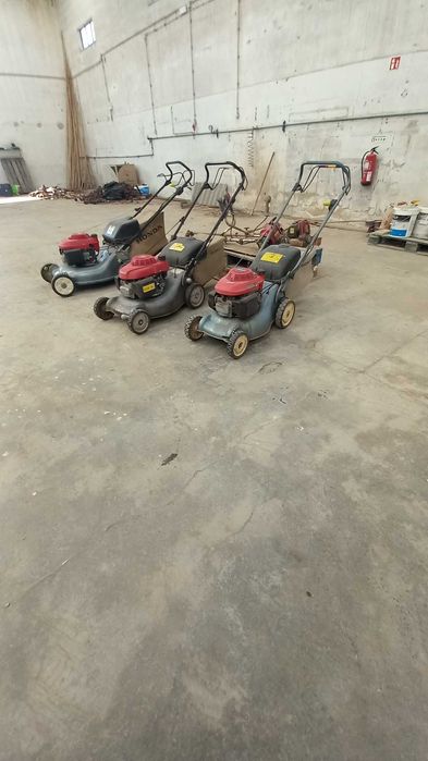 Corta relvas Honda easy start em bom estado, 1 só dono, mesmo relvado