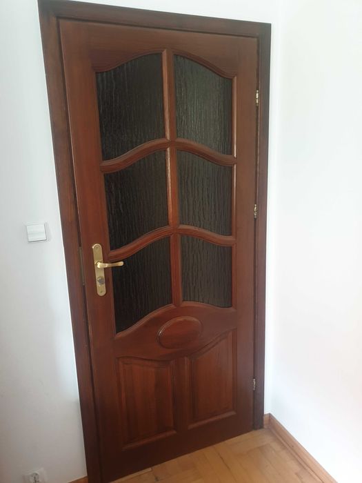 Drzwi wewnętrzne solidne, lite drewno