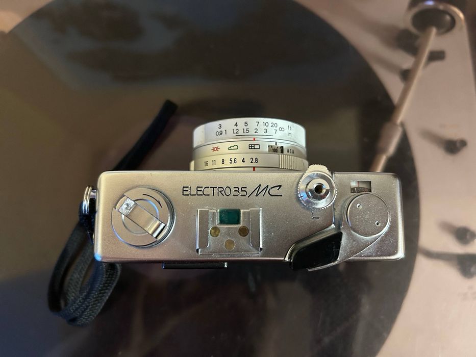 Плівкова камера Yashica Electra 35 MC (перевірена плівкою)