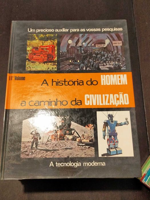 Vários livros e enciclopedias
