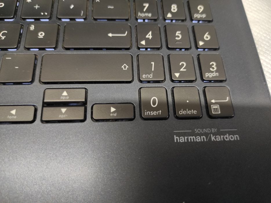 Computador ASUS x571g bom para Gamer