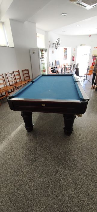 Mesa de bilhar completa
