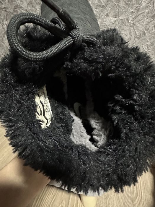 Кроссовки Nike утепленные