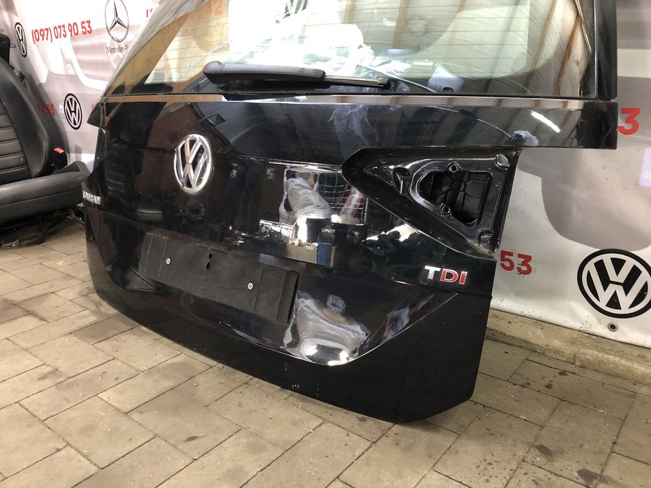 Ляда Touran 15- задняя крышка багажника дверь Туран Тоуран задня дверь