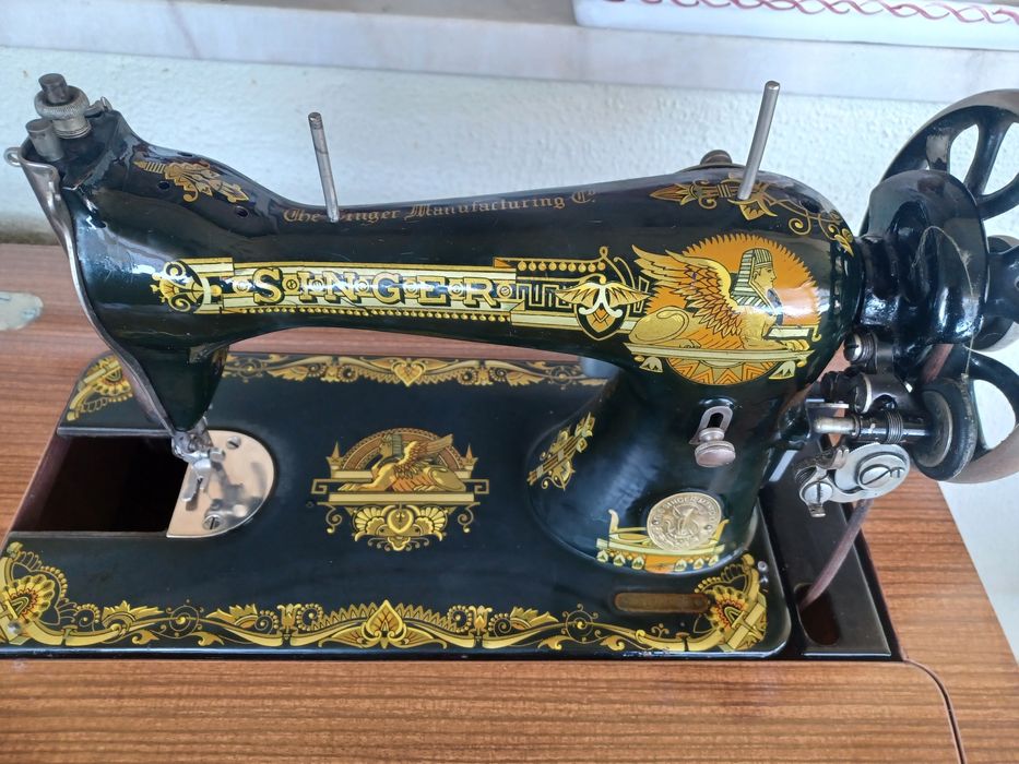 Máquina de costura antiga
