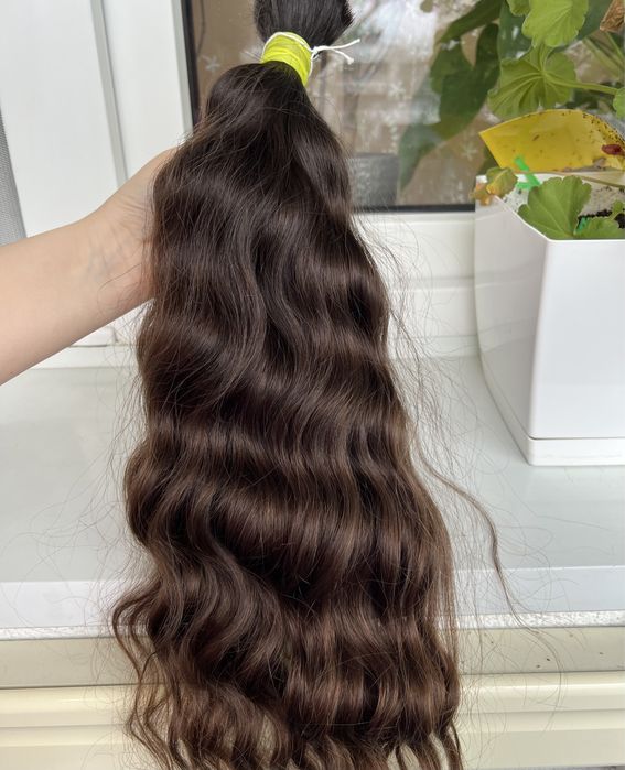 Wlosy dziewicze 52 cm 135 gr falowane kręcone