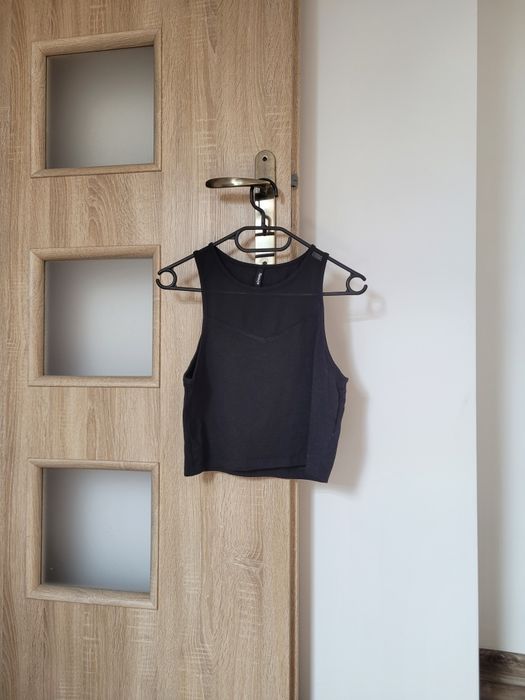 Sinsay crop top z siateczką