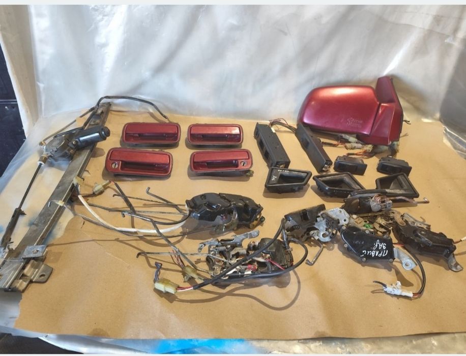 Ручки,фари, дзеркало Suzuki Vitara