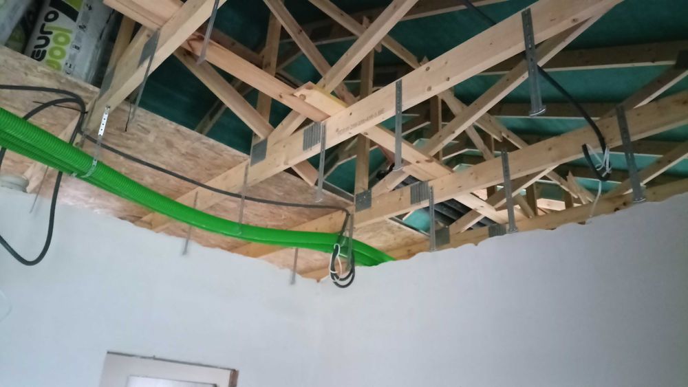 Gładzie Sufity Podwieszane Malowanie Natryskowe