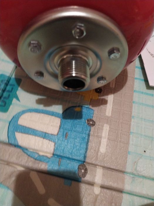 Розширювальний бак VITALS AGUA HVT 8Л