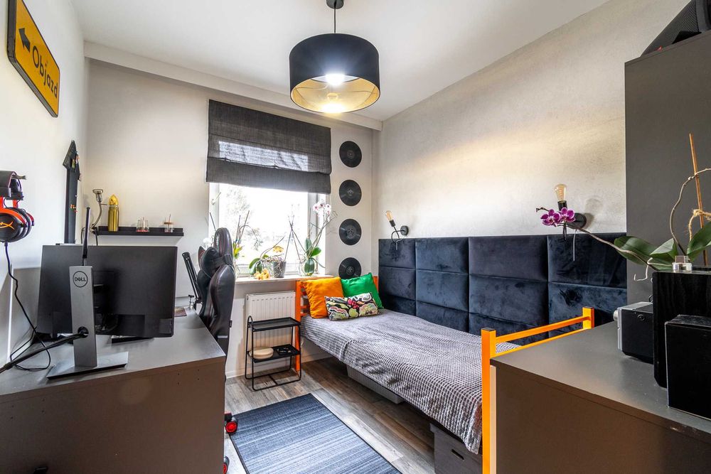 Ząbki, Powstańców | 68,44 m² | 3 pokoje (dziś 4) | 1 piętro | balkon | garaż | komórka