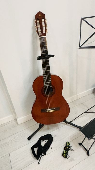Gitara yamaha 1/2