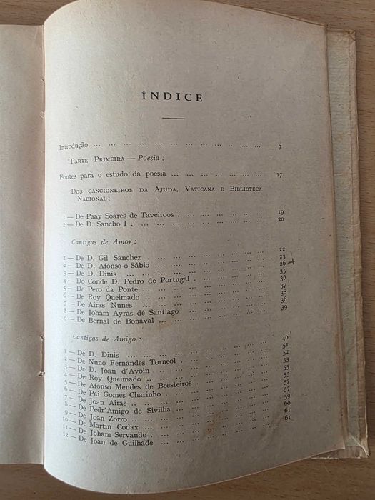 Livro "Textos Arcaicos" de José Pereira Tavares