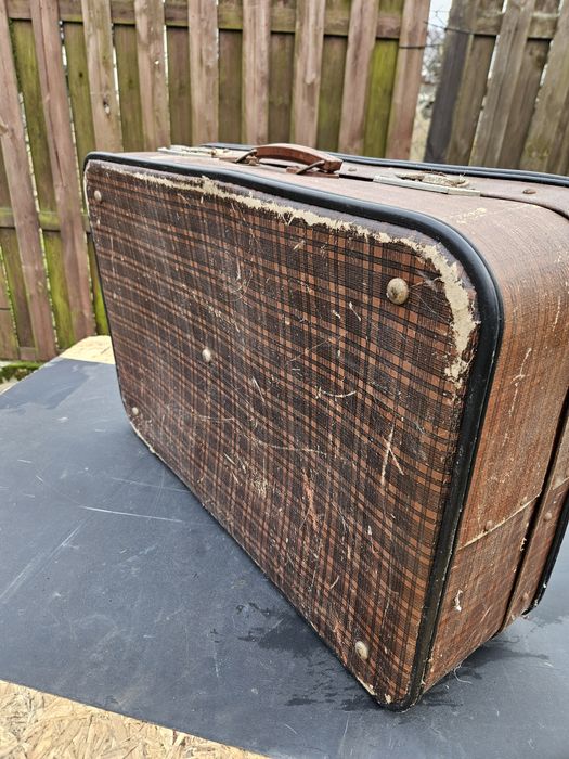 Walizka z PRL, używana