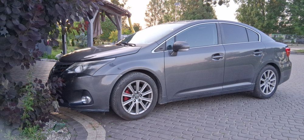 Toyota Avensis 2013 2.0 d4d