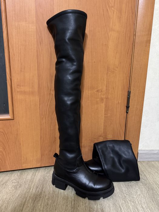 Продам жіночі чоботи