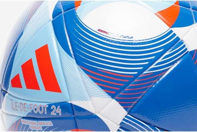 Футбольный Мяч безшовний Adidas