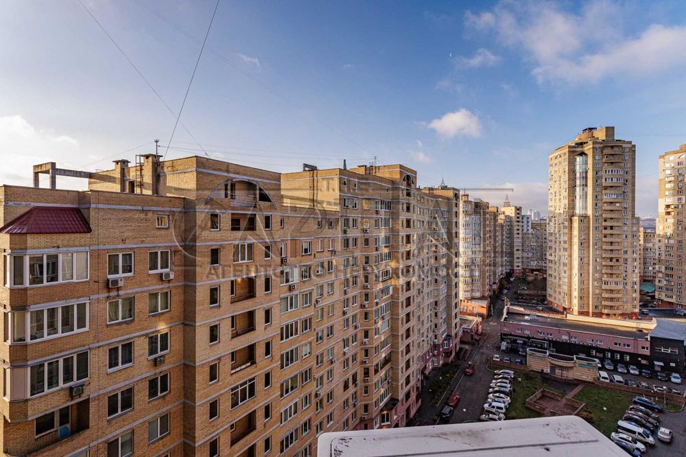 Продаж квартири, вул. Микільсько-Слобідська, Дніпровський р-н