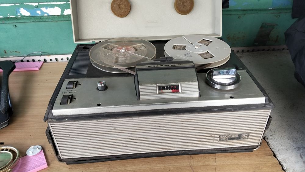 Magnetofon szpulowy Unitra ZK 140T