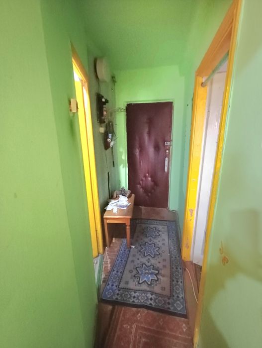 Продам 1 комнатную квартиру на 3/5 Лески / Белая