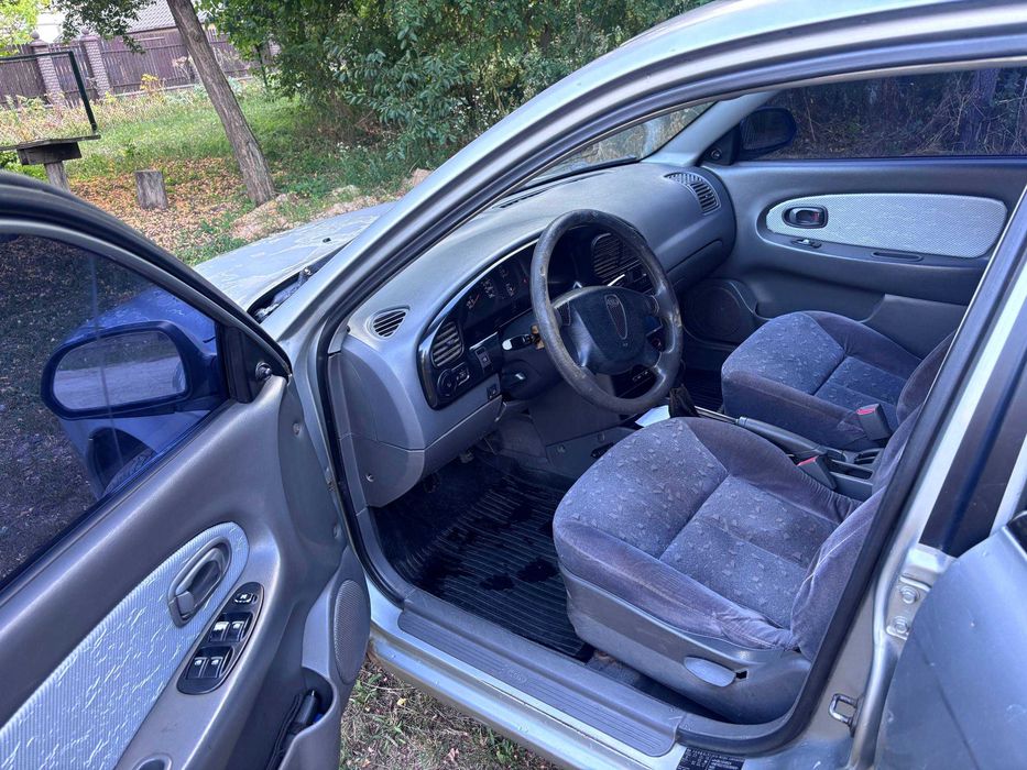 Kia Sephia 2003, Газ/Бензин