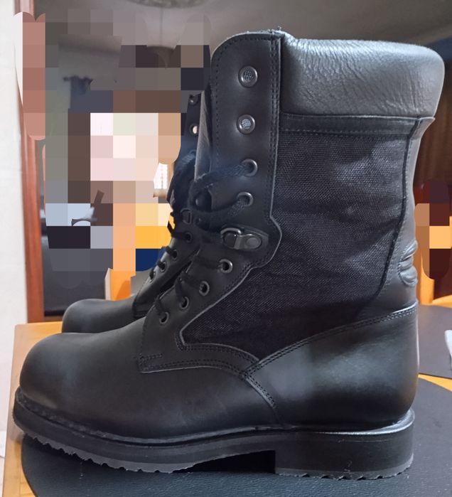Botas militares novas