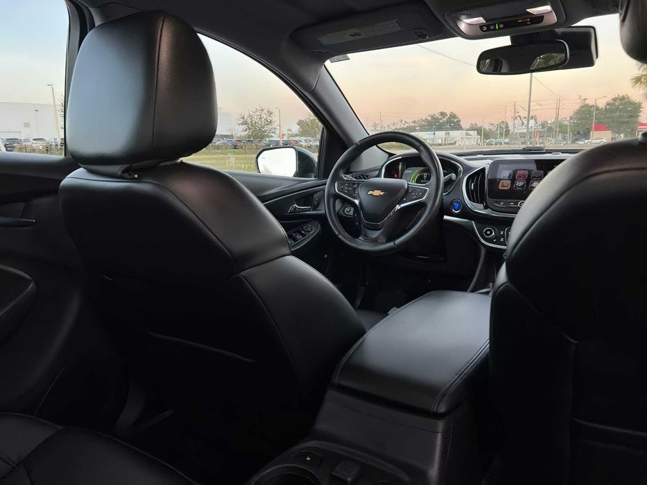 Chevrolet Volt Premier      2017