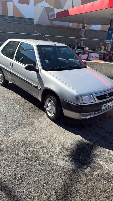 Vendo Saxo 1998 gasolina / 3 portas