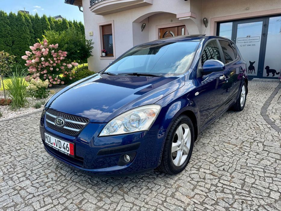 Kia Ceed Automat Klimatyzacja Szyberdach Grz.Fotele Parktronik Alu16 Top Stan