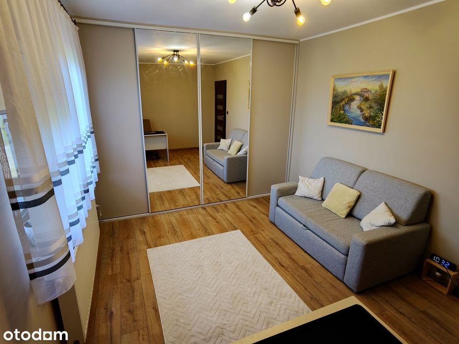 Przestronny dom 120 m2 z garażem, fotowoltaika, Klimatyzacja.
