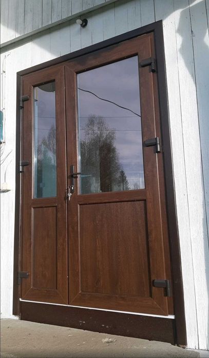 Двері металопластикові коричневі, антрацит