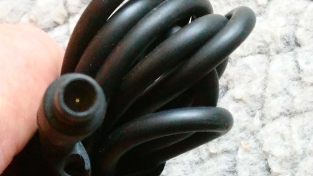 Zasilacz do komputera 19,5V i 6,9A