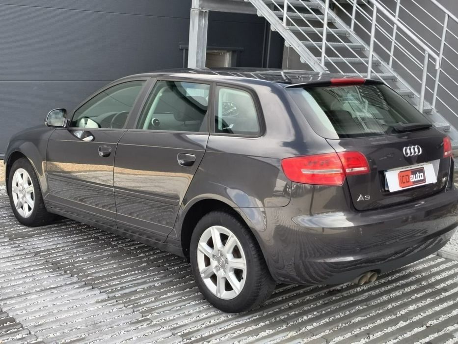 Audi A3 Sportback 1,4 tfsi 125ps* automat* climatronic* ICDauto.com