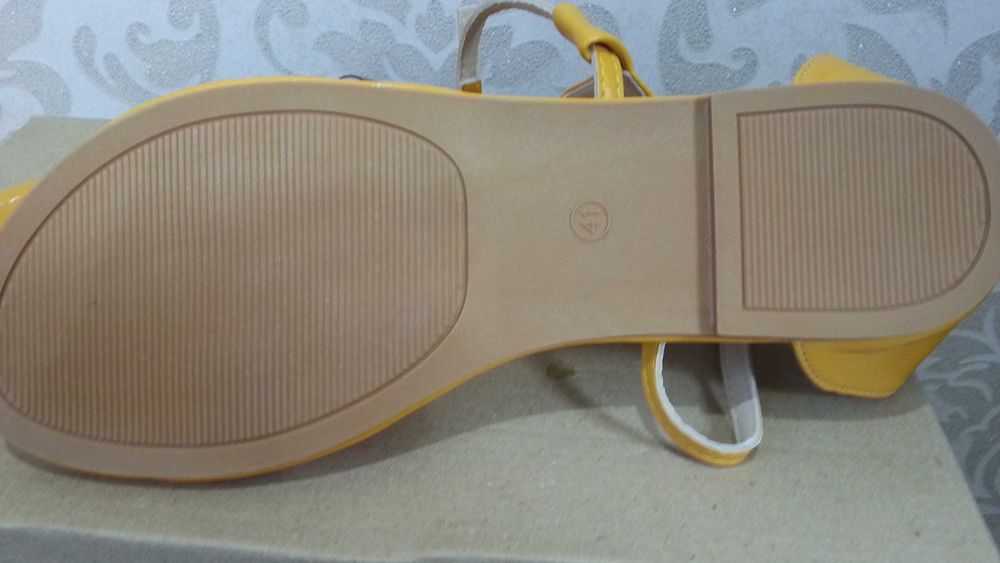 Продам босоножки женские 41 р-ра