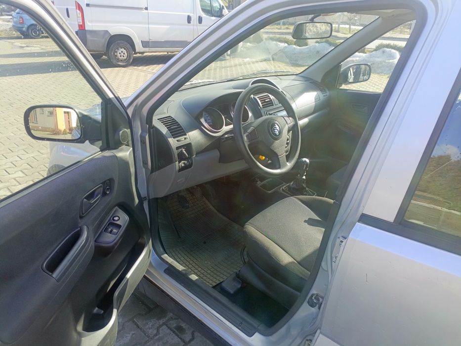 Suzuki ignis 1.3 ddis 2005r