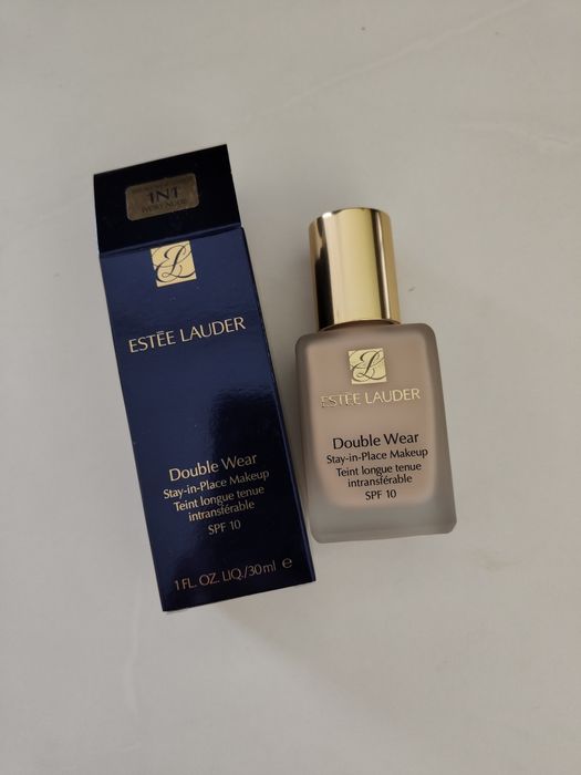 Estee Lauder Double Wear 1N1 - stara wersja