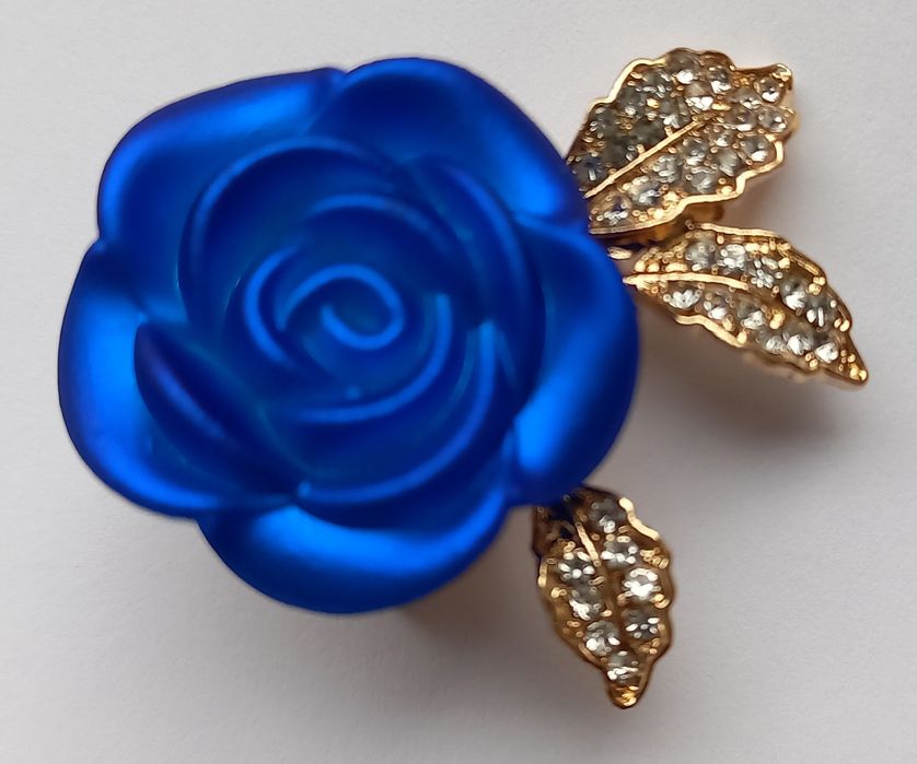 Broszka Kobaltowa róża