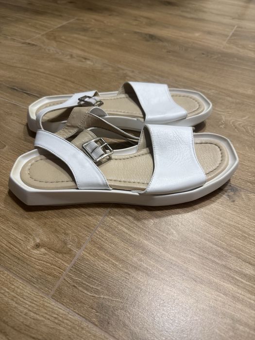 Босоніжки | 38 розмір