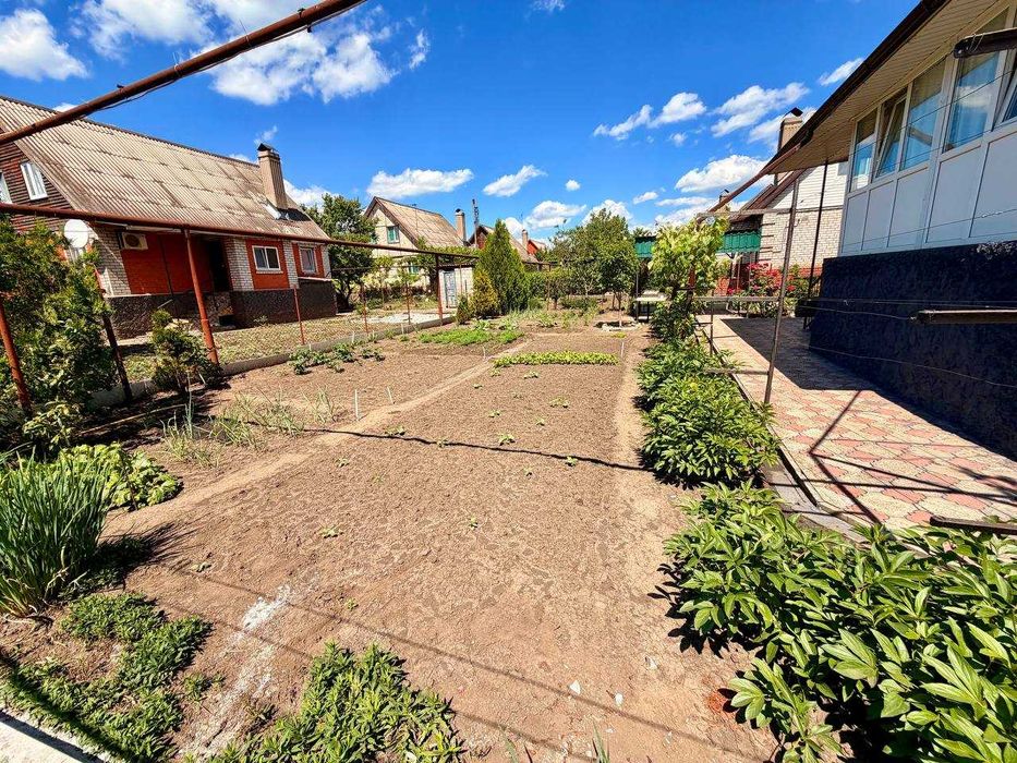 Продаж двоповерхового будинку в Довгинцівському районі