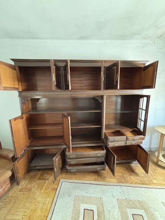Móvel de Sala Clássico em Bom Estado – 3 Módulos