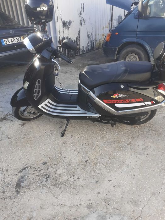 Vemdo  secuter 125 como nova ou troco pur carro