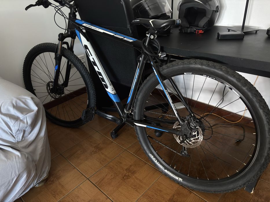 Bike 29" CTM ótimas condições