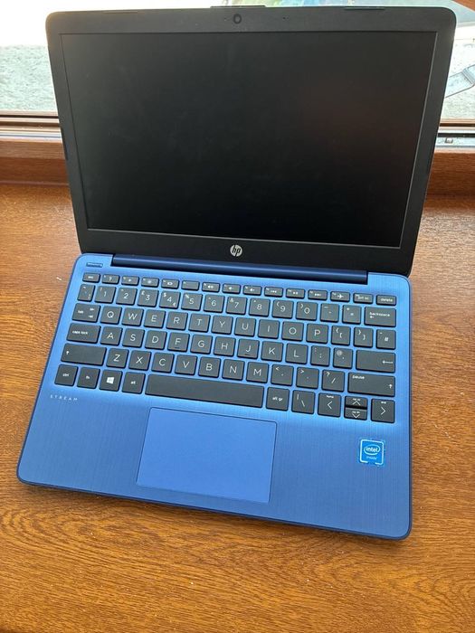 Продам ноутбук hp