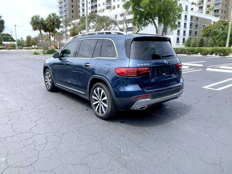 2020 Mercedes-Benz GLB  250