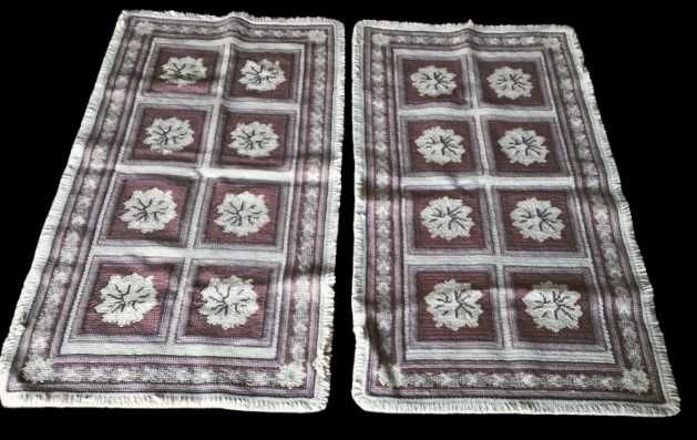 Conjunto de 2 Tapete de Arraiolos
