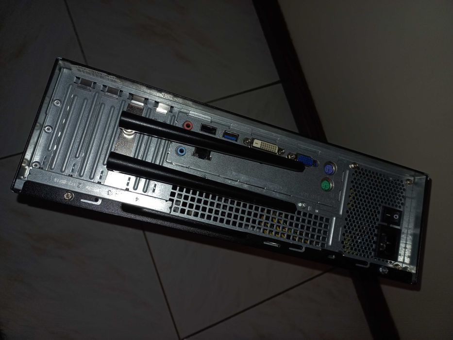 Computador Fujitsu fixo + monitor