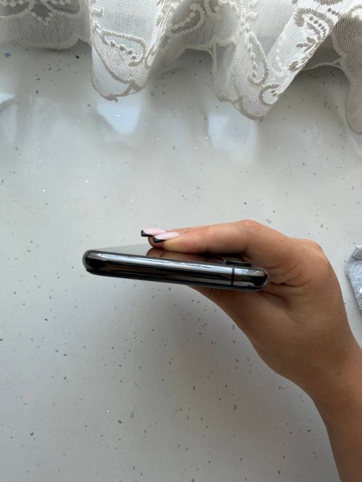 IPhone xs , 256 гб ,акб 66% , колір графіт
